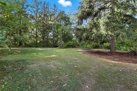 Exterior - 851 Phillips Rd, Webster, NY 14580 photo 6 of 7