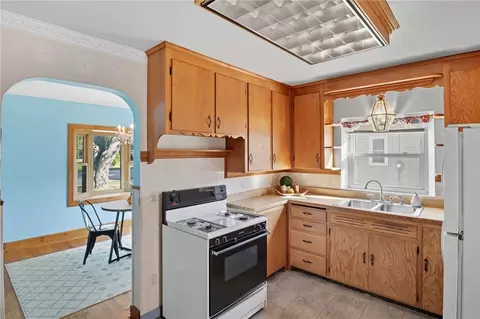 Kitchen - 851 Phillips Rd, Webster, NY 14580 photo 2 of 2