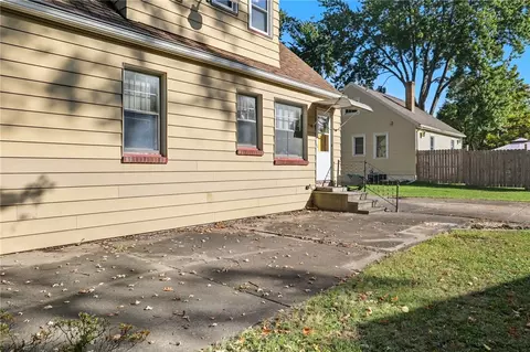 Exterior - 851 Phillips Rd, Webster, NY 14580 photo 3 of 7