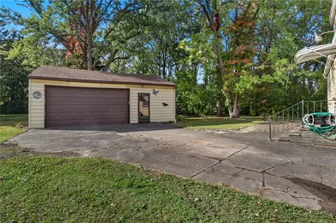 Exterior - 851 Phillips Rd, Webster, NY 14580 photo 4 of 7