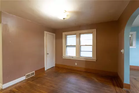 Living - 374 Stone Rd, Greece, NY 14616 photo 4 of 5