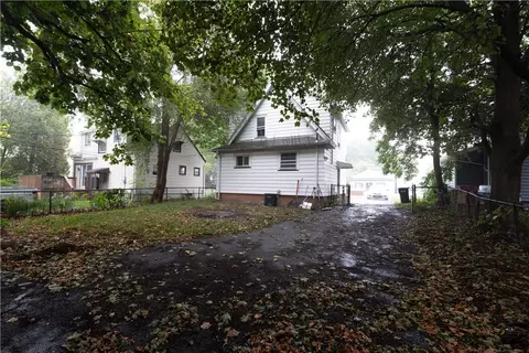 Exterior - 374 Stone Rd, Greece, NY 14616 photo 5 of 8