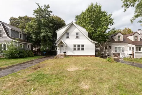 Exterior - 374 Stone Rd, Greece, NY 14616 photo 8 of 8