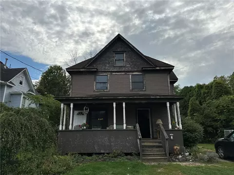2842 Main St, Newfane, NY 14108