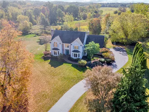 20 Trout Crk, Mendon, NY 14472