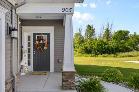 905 Pathway Ln, Webster, NY 14580 photo 3
