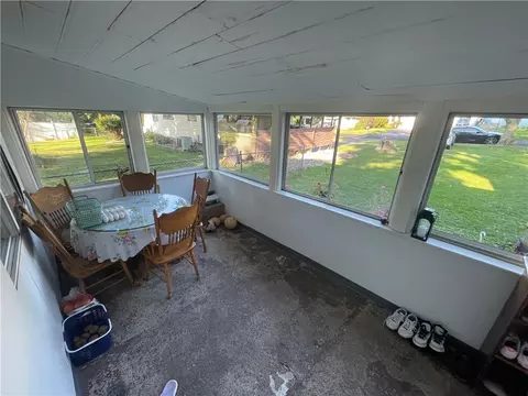 Exterior - 317 Cascade Pl, Irondequoit, NY 14609 photo 3 of 6