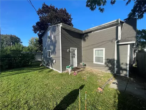 Exterior - 317 Cascade Pl, Irondequoit, NY 14609 photo 5 of 6