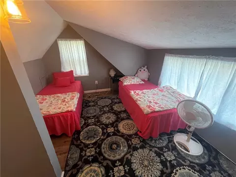 Bedroom - 317 Cascade Pl, Irondequoit, NY 14609 photo 2 of 2
