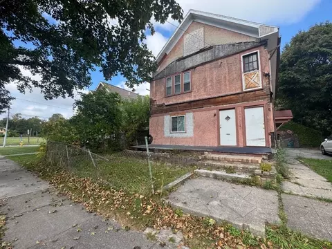 808 Smith St, Rochester, NY 14606