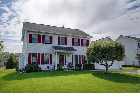 901 Old Country Rd, Greece, NY 14612
