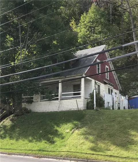 162 Chestnut St, Oneonta, NY 13820