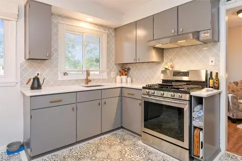 Kitchen - 36 Twin Rd, Irondequoit, NY 14609 photo 2 of 5