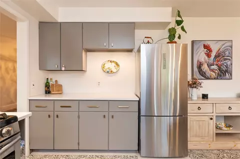 Kitchen - 36 Twin Rd, Irondequoit, NY 14609 photo 5 of 5