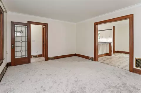 321 Laurelton Rd, Irondequoit, NY 14609 photo 18