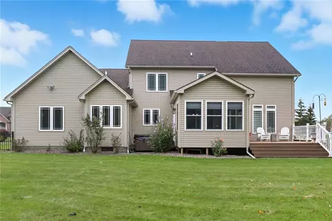 Exterior - 441 Thyme Dr, Webster, NY 14580 photo 5 of 10