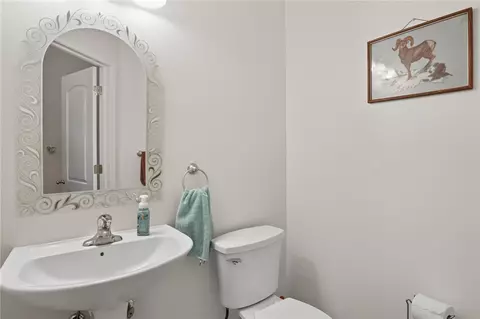 Bath - 441 Thyme Dr, Webster, NY 14580 photo 1 of 4