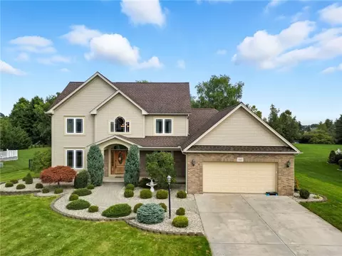 Exterior - 441 Thyme Dr, Webster, NY 14580 photo 10 of 10