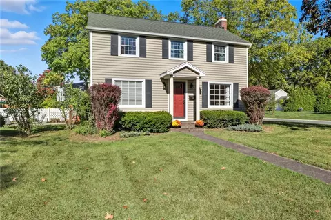 301 Idlewood Rd, Rochester, NY 14618
