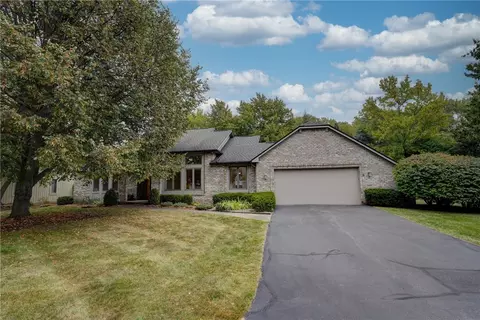 5 Princeton Pl, Pittsford, NY 14534