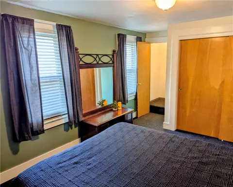 Bedroom - 83 Keating Dr, Irondequoit, NY 14622 photo 4 of 7