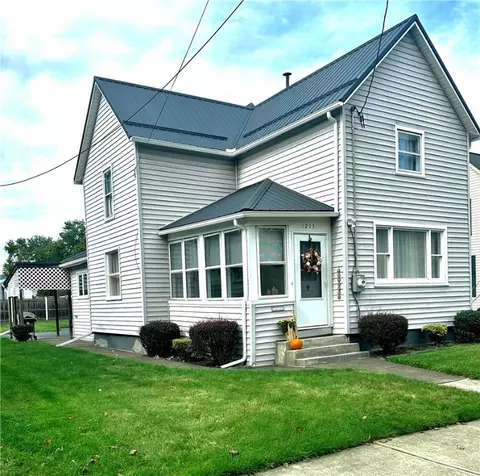 1213 Magee St, Elmira, NY 14901
