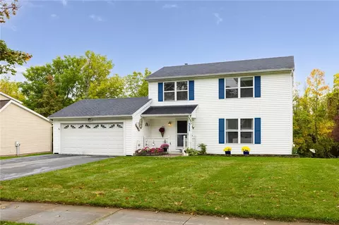 311 Parma View Dr, Parma, NY 14468