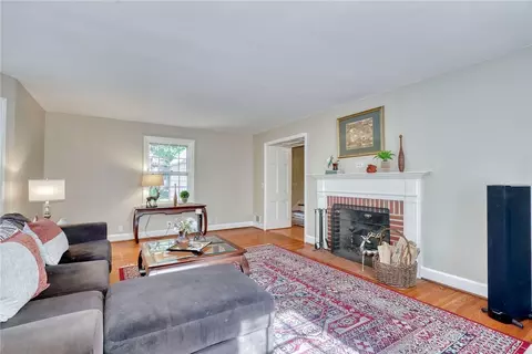 375 Oakridge Dr, Irondequoit, NY 14617 photo 18