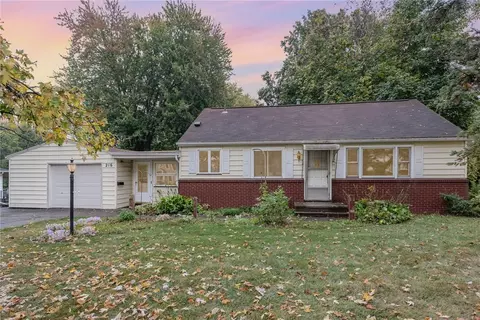 216 Webster Rd, Parma, NY 14559