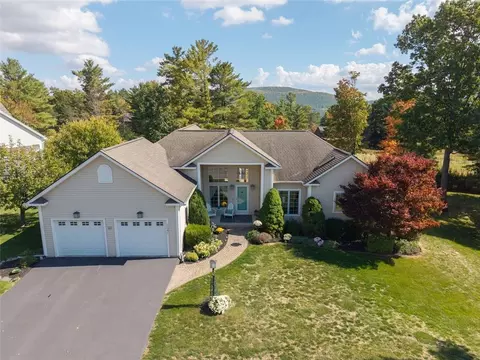 5541 Jones Way, South Bristol, NY 14424