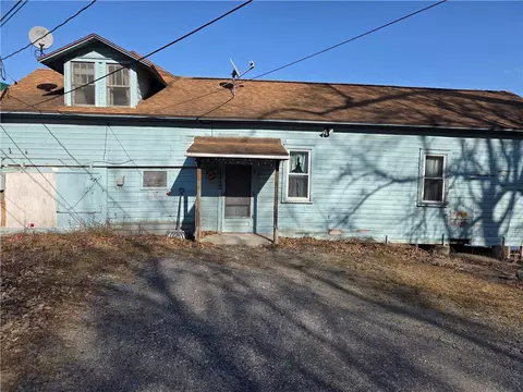 112 Magee Pt, Reading, NY 14891