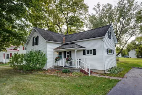 1892 Quaker Meeting House Rd, Honeoye Falls, NY 14472