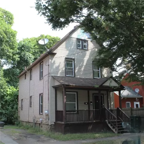 552 Tremont St, Rochester, NY 14611