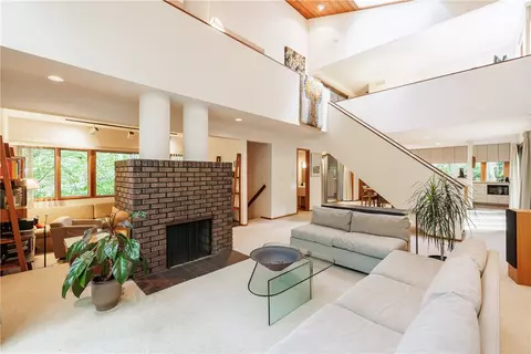 Living - 249 Hoffman Rd, Irondequoit, NY 14622 photo 1 of 2