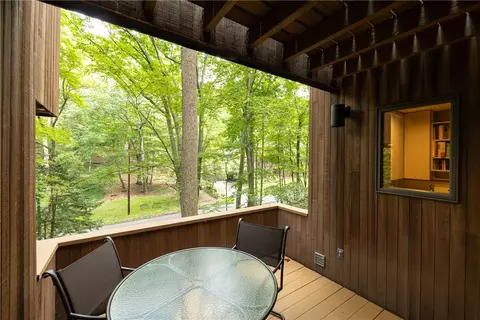 Exterior - 249 Hoffman Rd, Irondequoit, NY 14622 photo 7 of 18