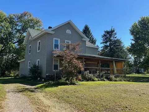 7528 Armbruster Rd, Cayuga, NY 13034