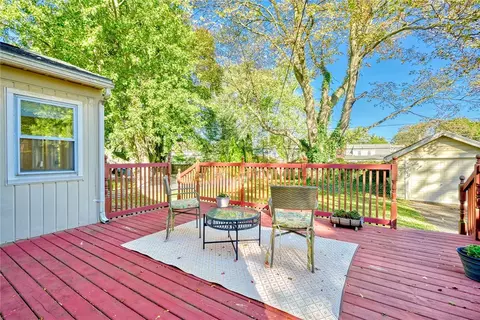 Exterior - 174 Coolidge Rd, Irondequoit, NY 14622 photo 4 of 8