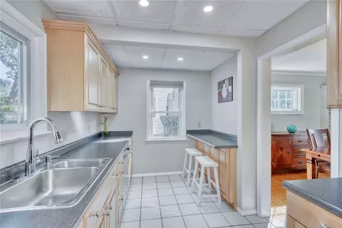 Kitchen - 174 Coolidge Rd, Irondequoit, NY 14622 photo 1 of 4
