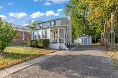 13413 Eagle Harbor Knowlesville Rd, Gaines, NY 14411
