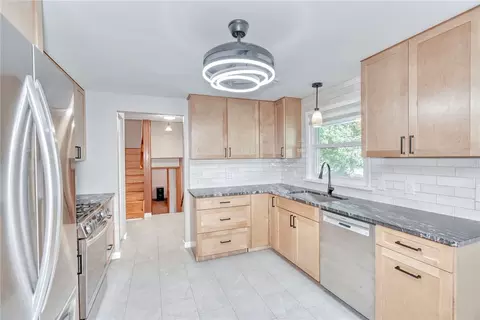 Kitchen - 785 John Glenn Blvd, Webster, NY 14580 photo 4 of 7