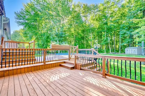 Exterior - 785 John Glenn Blvd, Webster, NY 14580 photo 3 of 11
