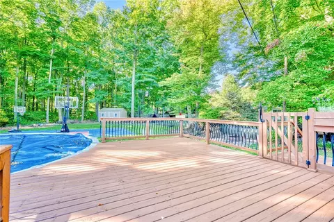 Exterior - 785 John Glenn Blvd, Webster, NY 14580 photo 5 of 11