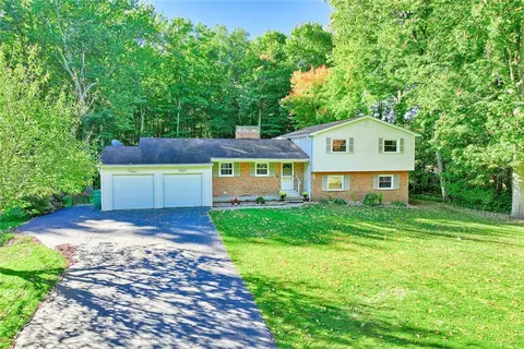 Exterior - 785 John Glenn Blvd, Webster, NY 14580 photo 11 of 11