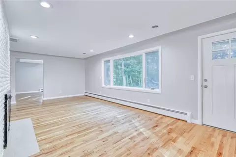 Living - 785 John Glenn Blvd, Webster, NY 14580 photo 3 of 11