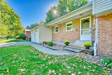 Exterior - 785 John Glenn Blvd, Webster, NY 14580 photo 2 of 11