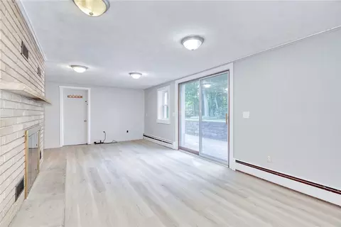 Living - 785 John Glenn Blvd, Webster, NY 14580 photo 9 of 11
