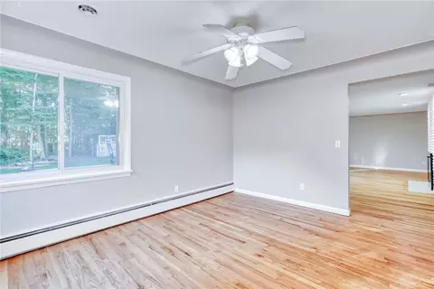 Living - 785 John Glenn Blvd, Webster, NY 14580 photo 4 of 11