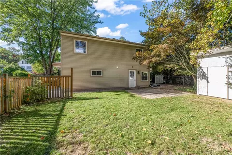 Exterior - 8 Clearbrook Dr, Irondequoit, NY 14609 photo 3 of 4