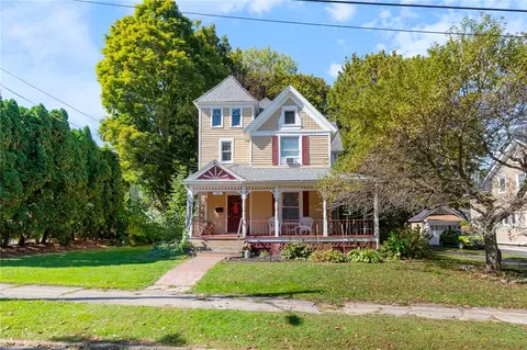 105 Prospect St, Arcadia, NY 14513