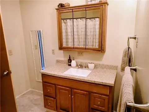Bath - 55 Eagle St, Mt Morris, NY 14512 photo 2 of 4